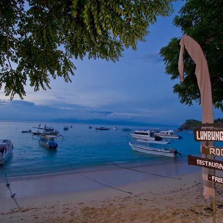 Lumbung Bali Huts Hotel Nusa Lembongan  Exterior photo